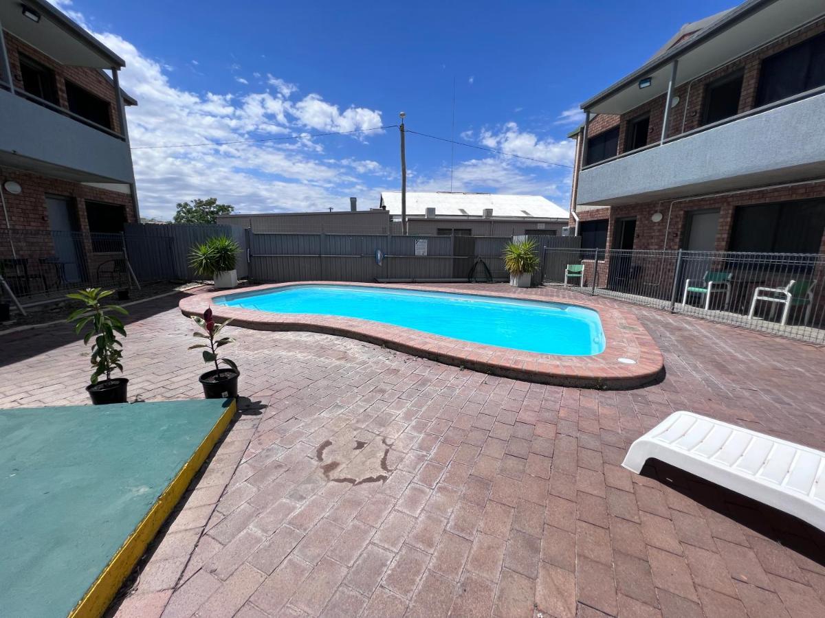 Spa Village Travel Inn Moree Exterior photo