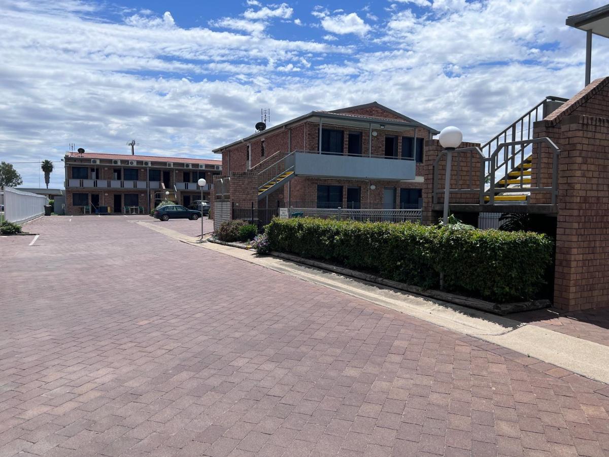 Spa Village Travel Inn Moree Exterior photo