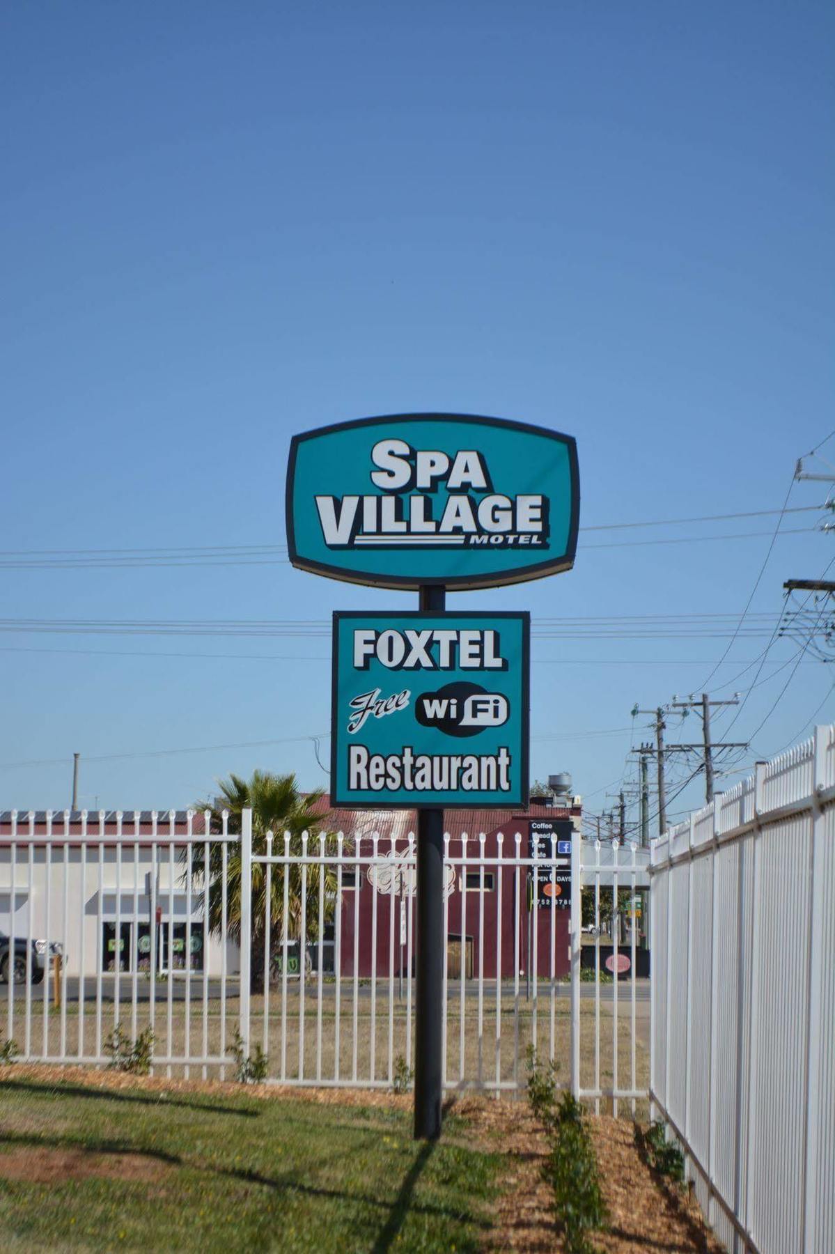 Spa Village Travel Inn Moree Exterior photo